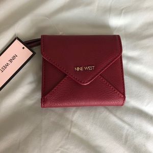 Nine West wallet